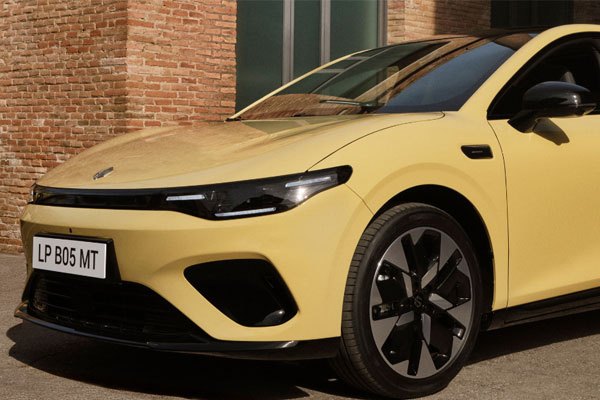 Nuova Leapmotor B05 da 22.900 € o 179 € al mese